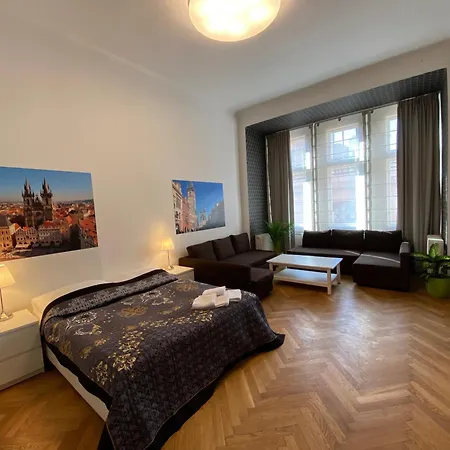 Florentinum Old Town Apartment *